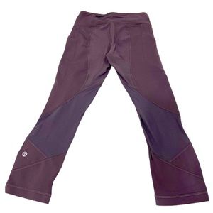 Lululemon burgundy crop back zip pocket leggings size 4
